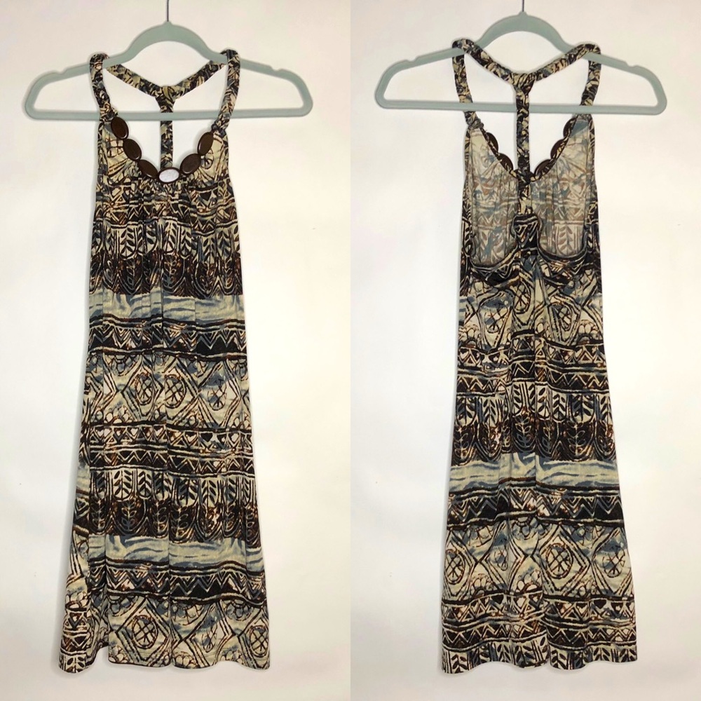 IZ BYER sleeveless dress with wooden bead neckline - Picture 2 of 6